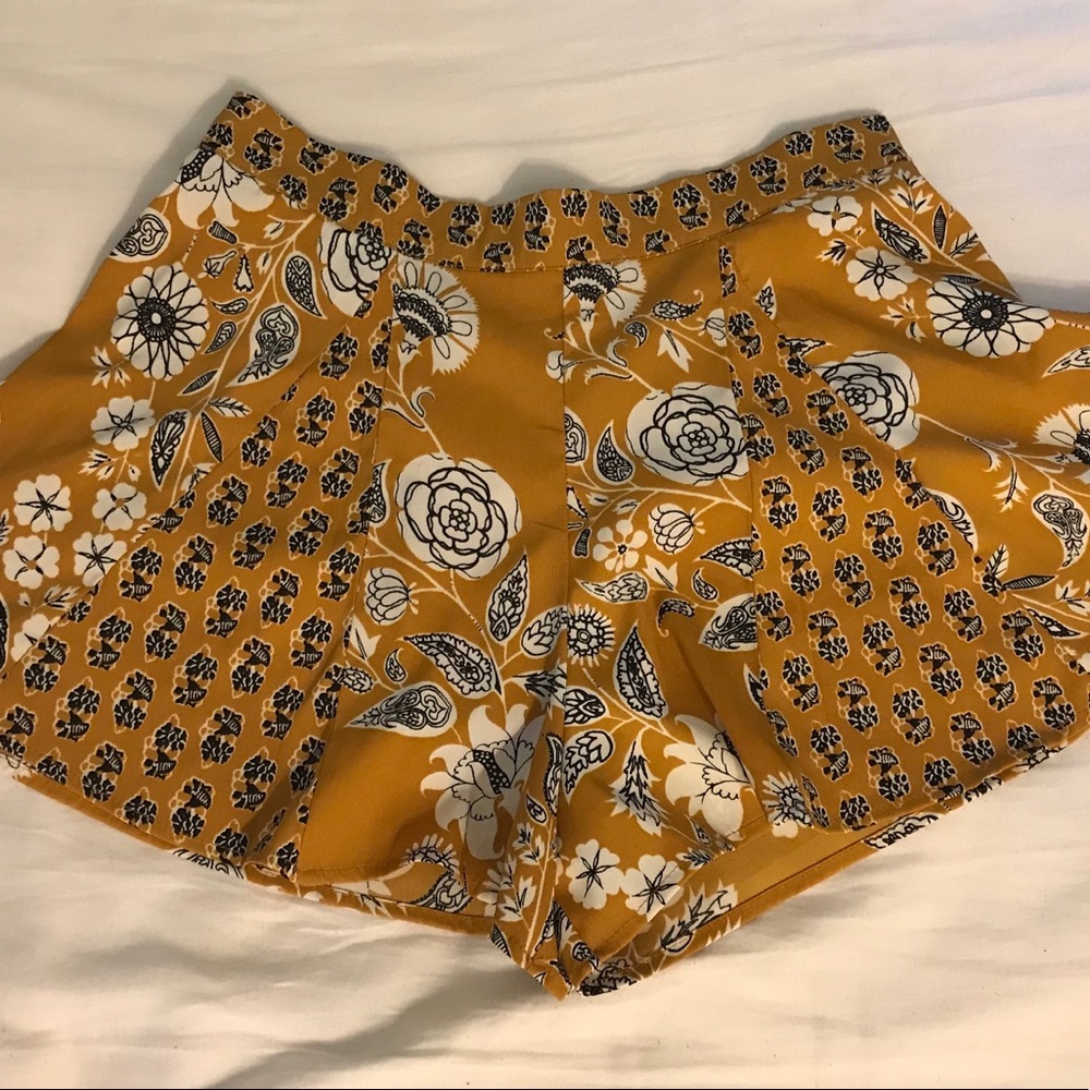 urban outfitters flowy shorts